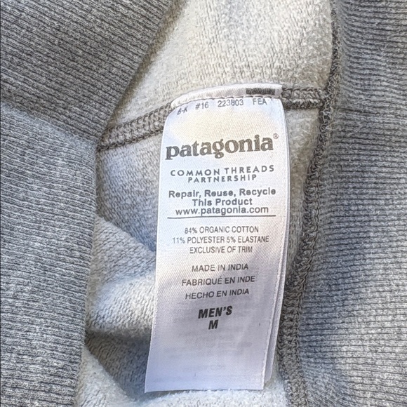 Patagonia Light Gray Crewneck Men's Sweater size M - Picture 6 of 6